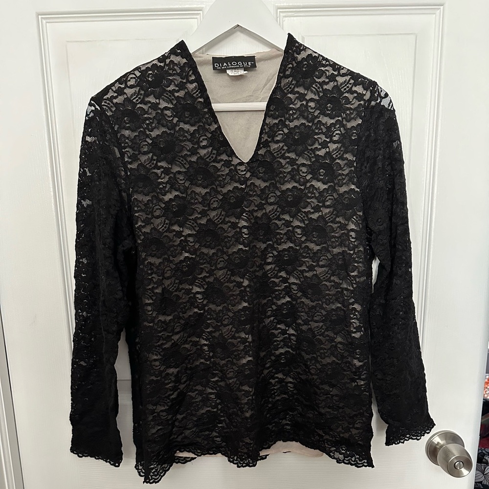 Dialogue Standing V-neck Lined Bodice Lace Top Sz L NWIT Black A36225